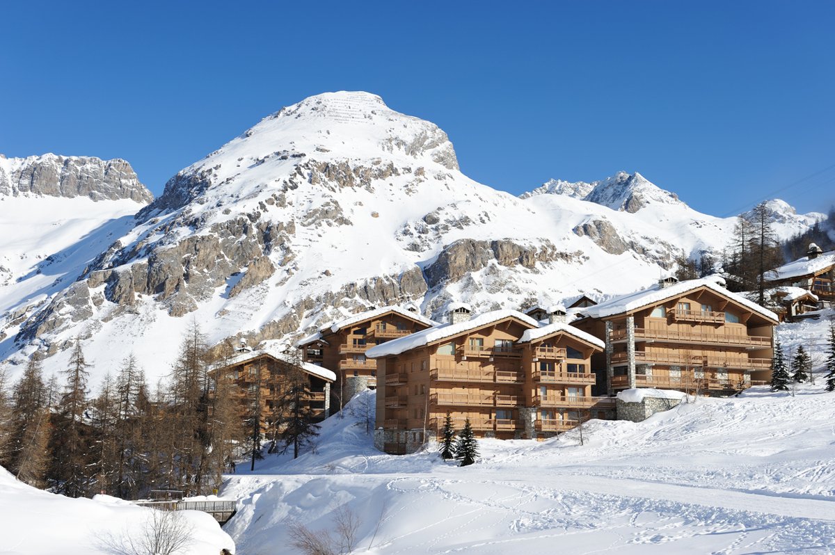Val d'Isère overview image 2